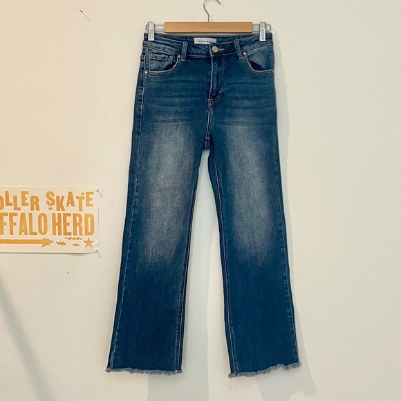 RDP5572 Risen High Rise Crop Ankle Flare Raw Hem Jean - Picture 2 of 12